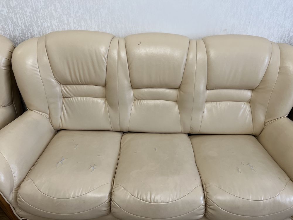 Продаю диван+2 кресла