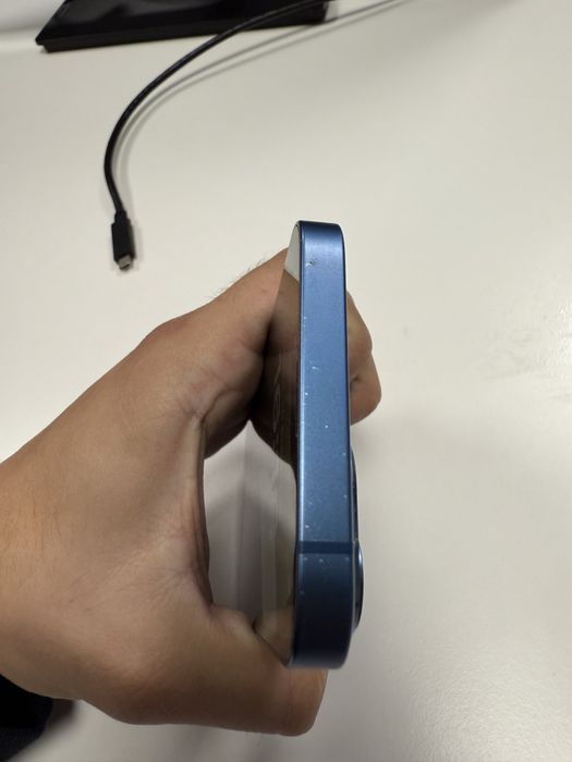 iPhone 13, 128 GB- Ecran impecabil, Black + Factura