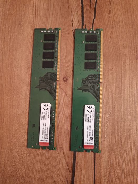 16 GB Kingston  DDR4 2400 /  (2х8)