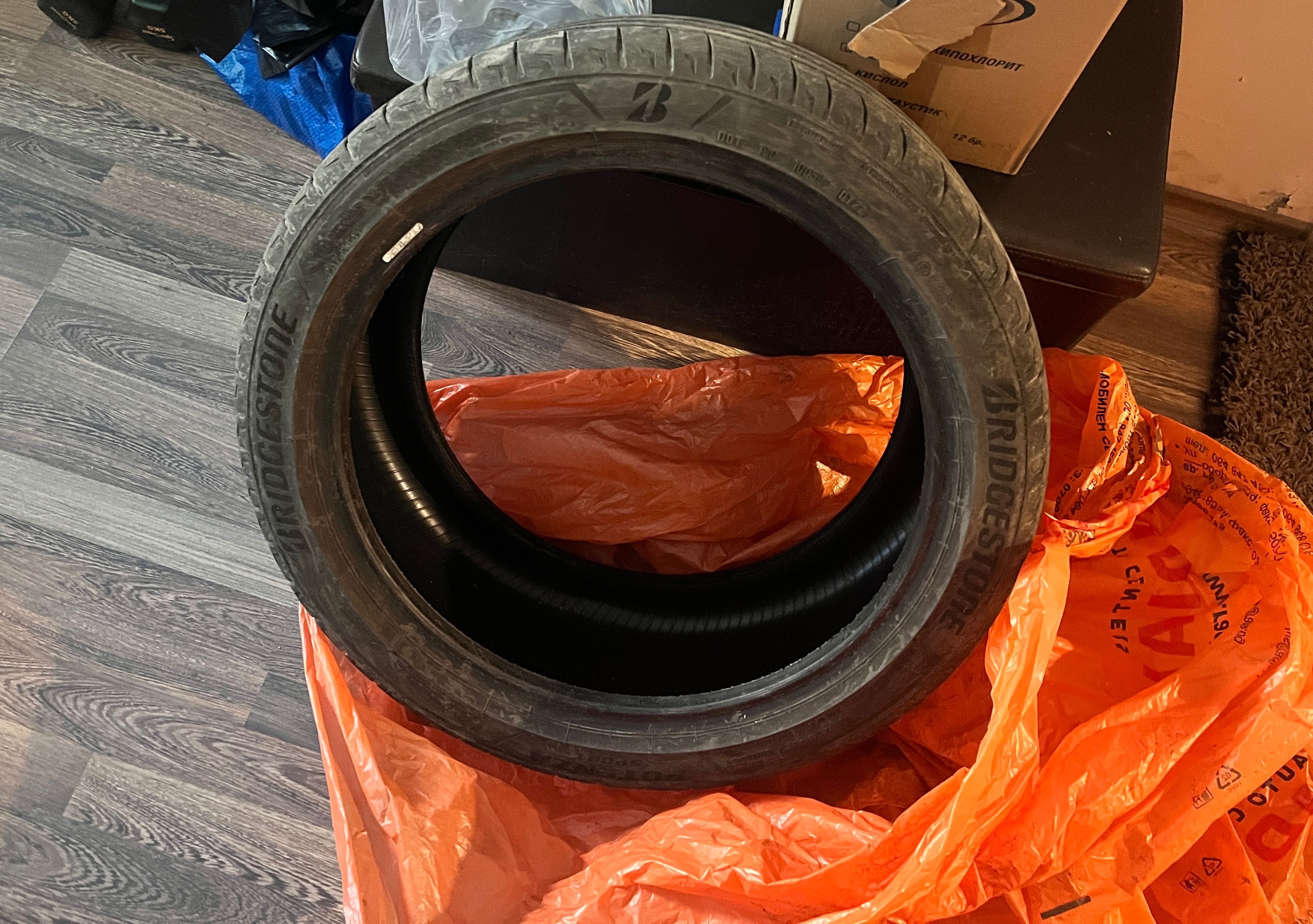 4 бр. летни гуми BRIDGESTONE POTENZA SPORT 255/40 R19 100Y XL FR