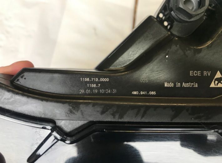 Audi Q7 4M lift set faruri full led laser matrix far stanga dreapta