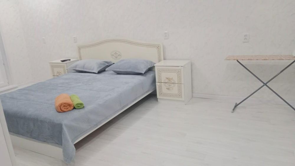 Сдам 2-х комнатную квартиру в центре города Океан на длительный срок.