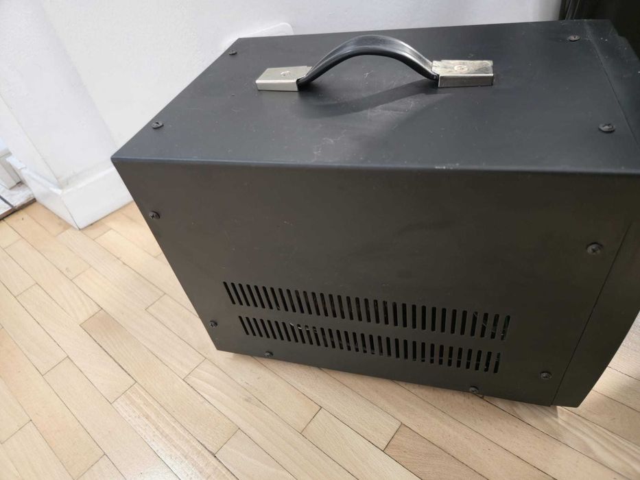 Stabilizator de tensiune Electropower EP-SVC-3000VA, 2400W, servomotor