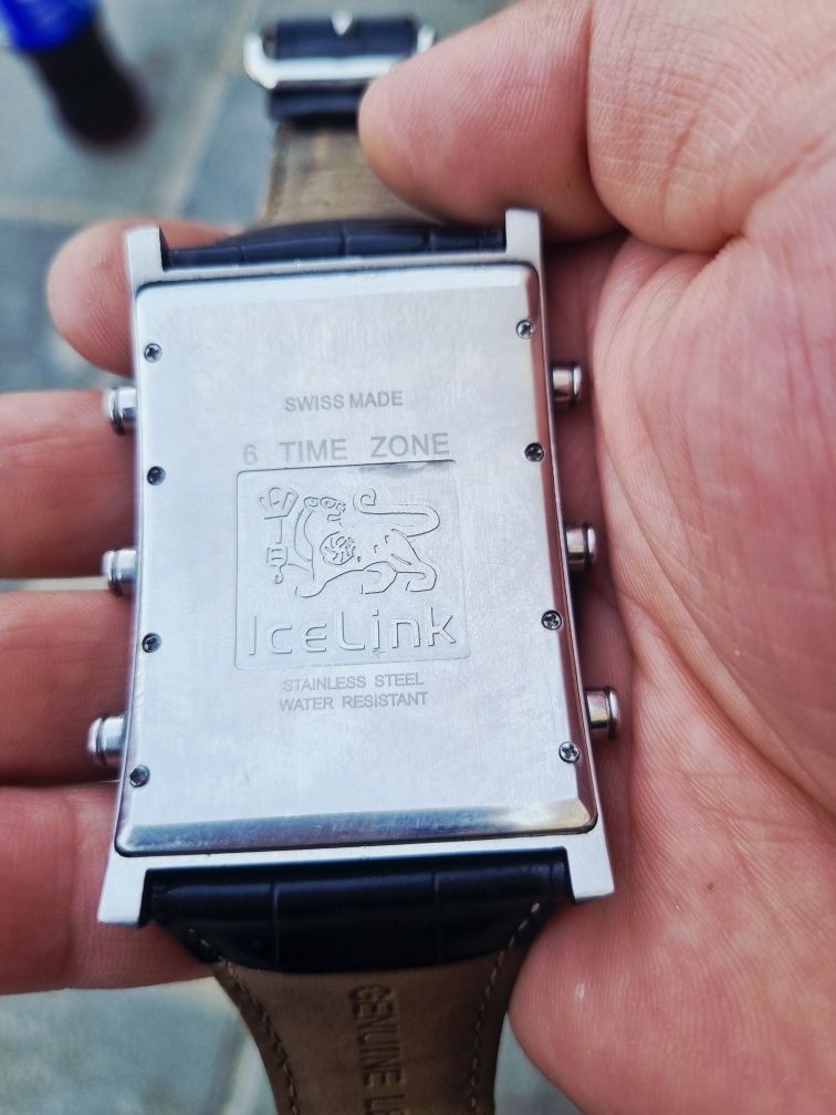 Часы IceLink срочно продаётся