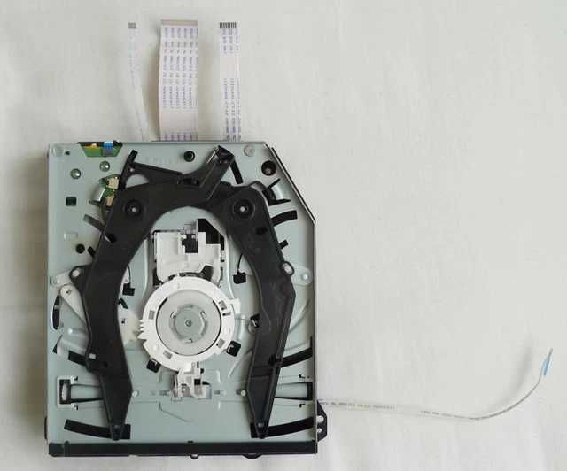 cuh1216B disc placa actionare mechanism iesire intrare consola PS4