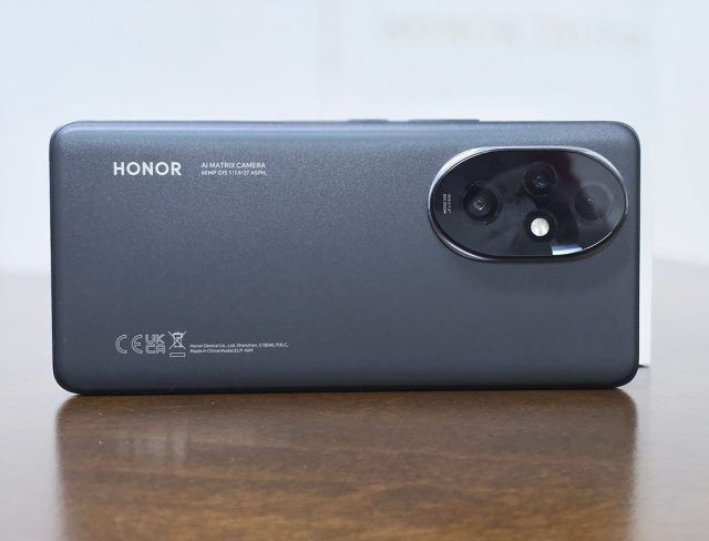 Vând Honor 200 pro
