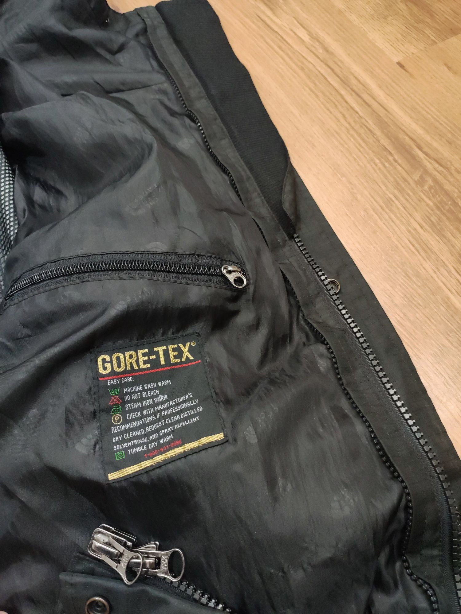 Geaca impermeabila The North Face vintage  Gore-Tex mărimea XXL