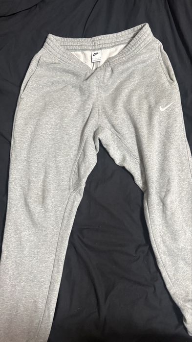 Pantaloni Nike Gri