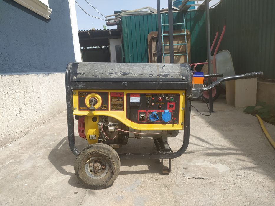 Бензиновый генератор TEXA T33005. 6,5 кВт.
