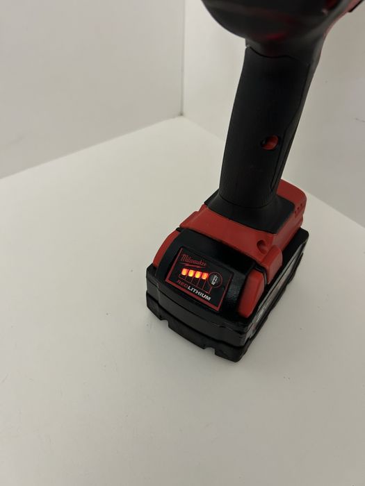 Milwaukee M18 FHZ ferestreu sabie