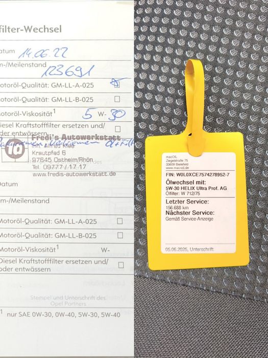 Opel Meriva Benzina 1.6 105 CP ExtraDotari- Cutie automata Easytronic