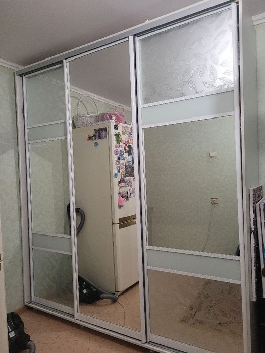 Продаеться шкаф купе