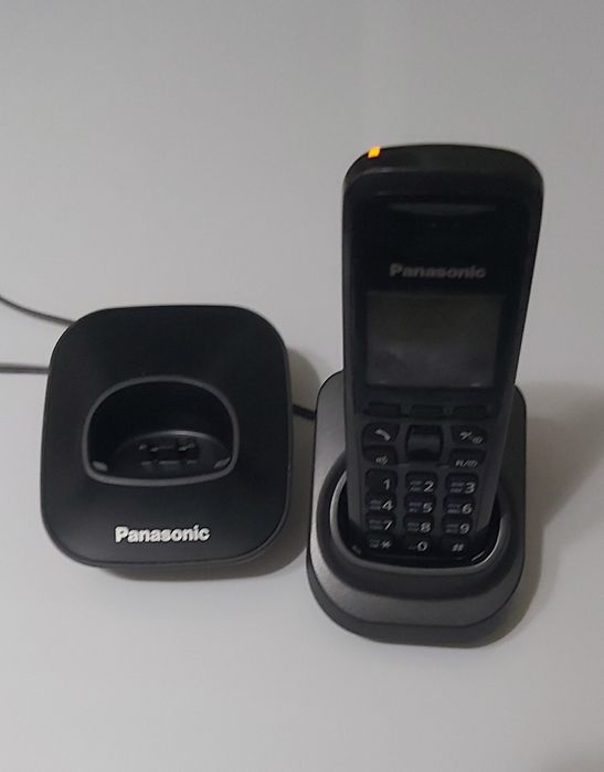 Продам домашний беспроводной телефон Panasonic