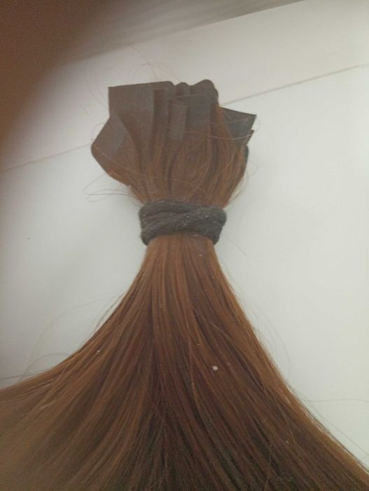 Vând extensii par natural rusesc