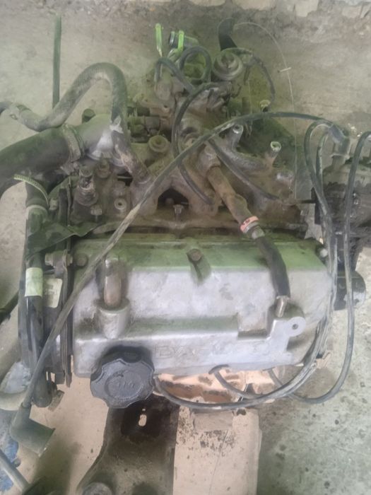 Damas zapchastlari sotiladi