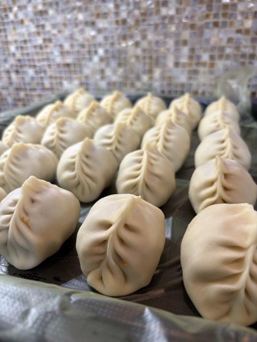 Домашие пельмени, манты, котлеты и вареники