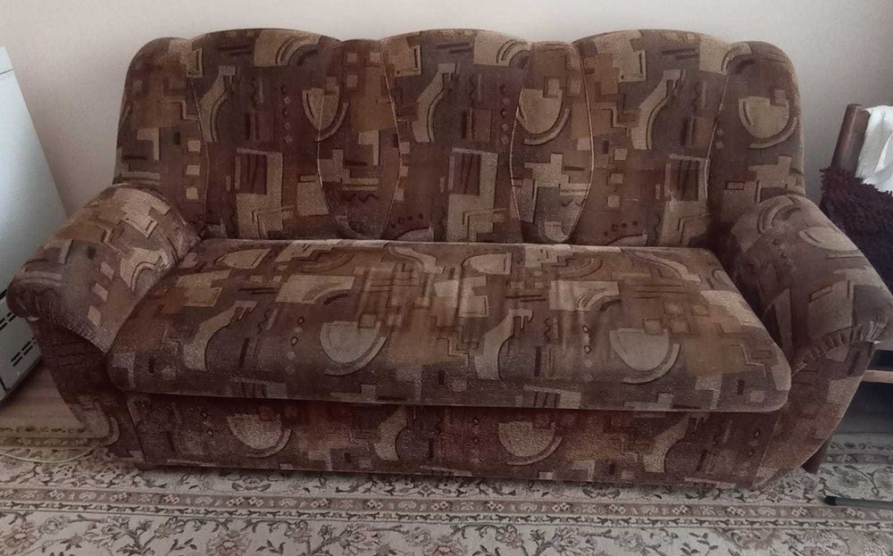 Продам диван раздвижной