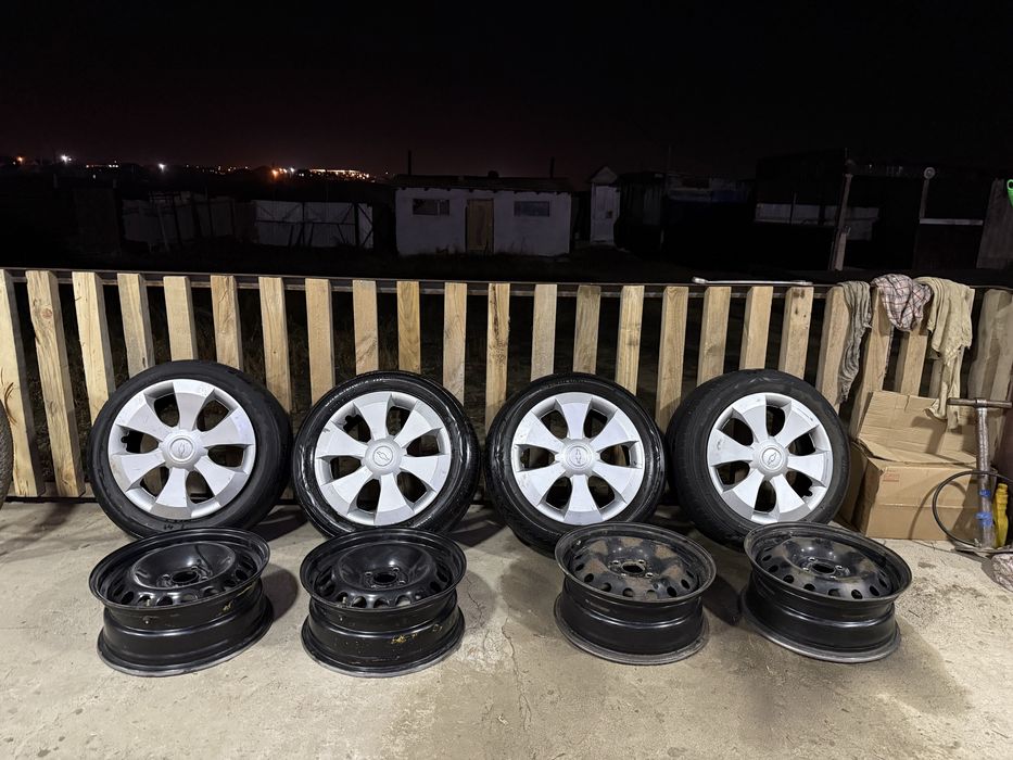 Диски,шины R15 колпаки комлект