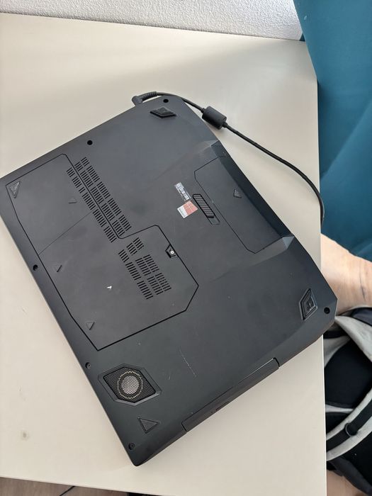 Asus Rog 17 inch.. Gaming.. Procesor i7-4700HQ• 16gb ram•GTX 770 -3gb