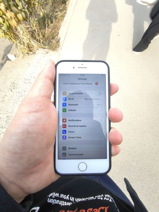 Телефон iPhone 7
