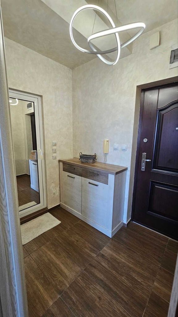 Дава се под наем Двустаен апартамент в Божурище - 72 кв.м за 450 € - Снимка #4