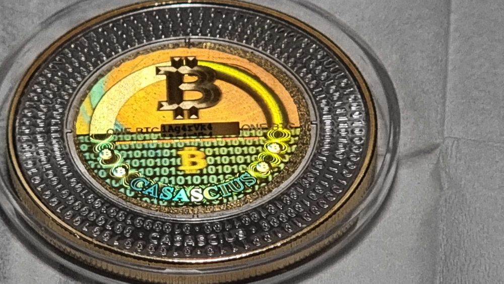 Casascius Silver&Gold,argint cu aur,contin cate 1 Bitcoin , 400 minted
