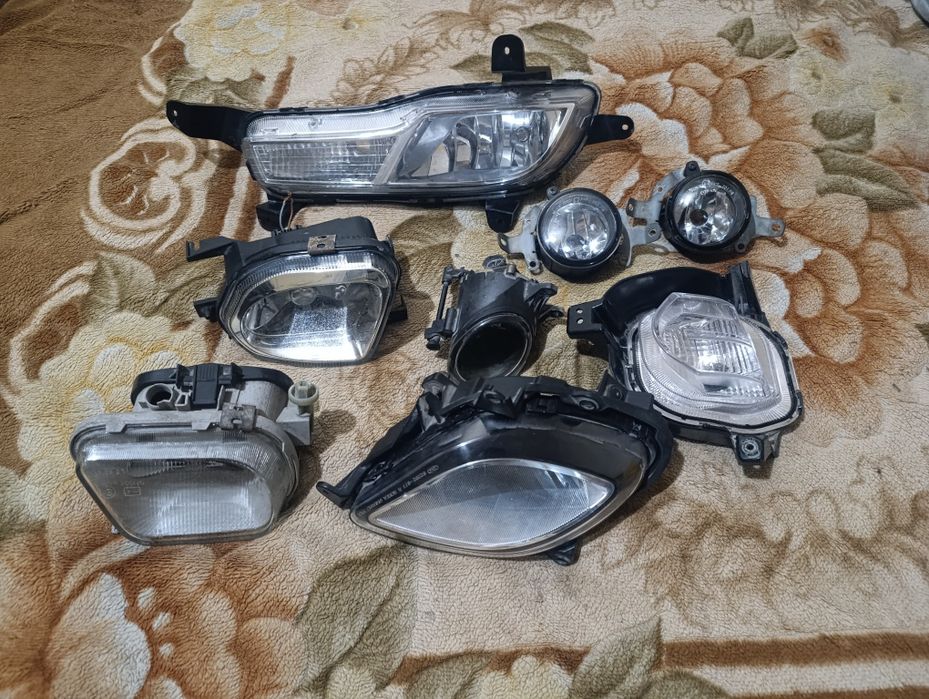 Фары противотуманные разные