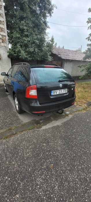 Vând Skoda Octavia 1.4 (benzina)