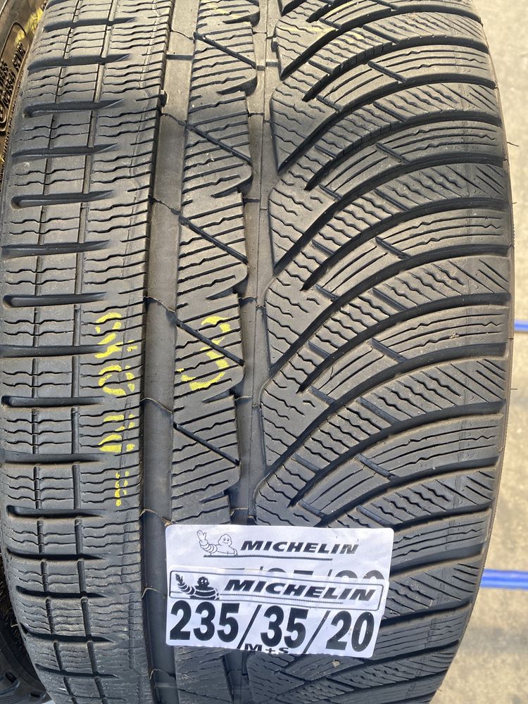 235/35/20 Michelin