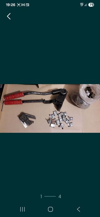 Vand rulmenti tipurile si seriile descrise in anunt.