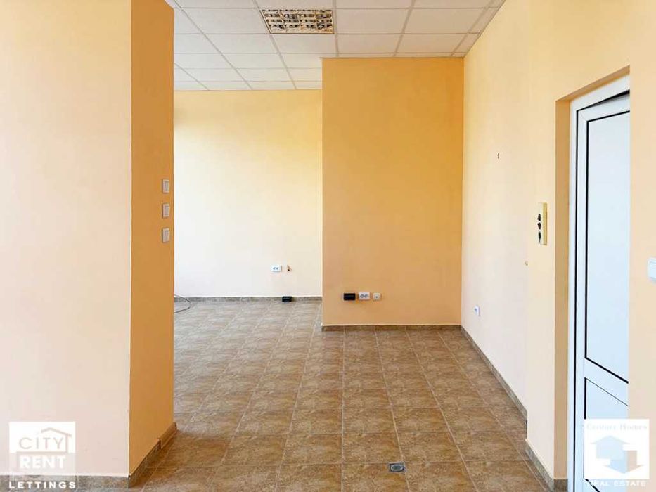 Дава се под наем Магазин в Велико Търново, Колю Фичето - 40 кв.м за 200 € - Снимка #2