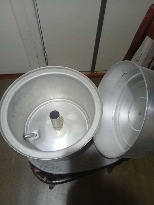 Продам соковарку  в отличном состоянии СССР