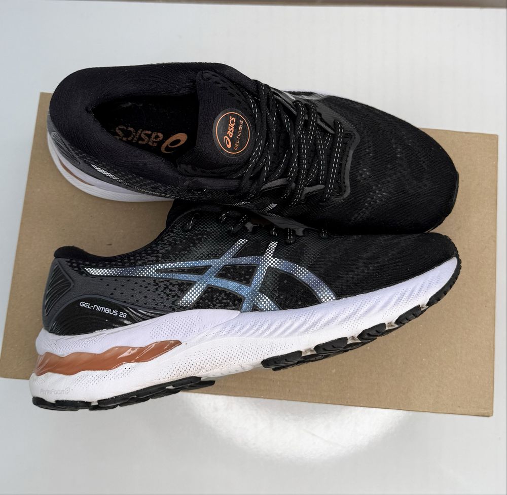 Asics Gel- Nimbus 23 (39) Маратонки за багане