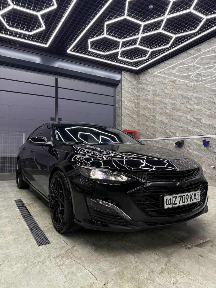 Malibu 2 turbo 2020 yil polniy navarotli moshina xich qanaqa ishi yoq