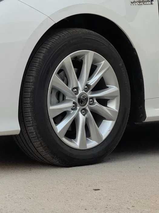Toyota Carolla 2025 yangi
