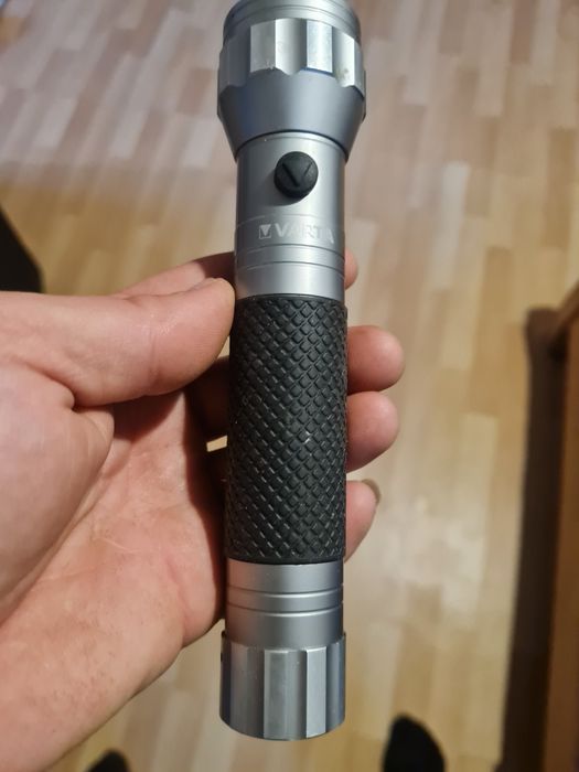 Vand schimb lantrnă cu leduri