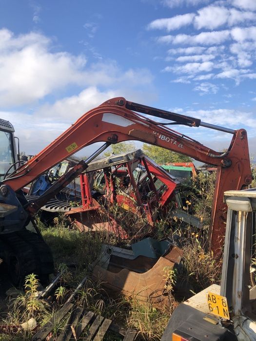 Dezmembrez Miniexcavator Kubota Kx 251