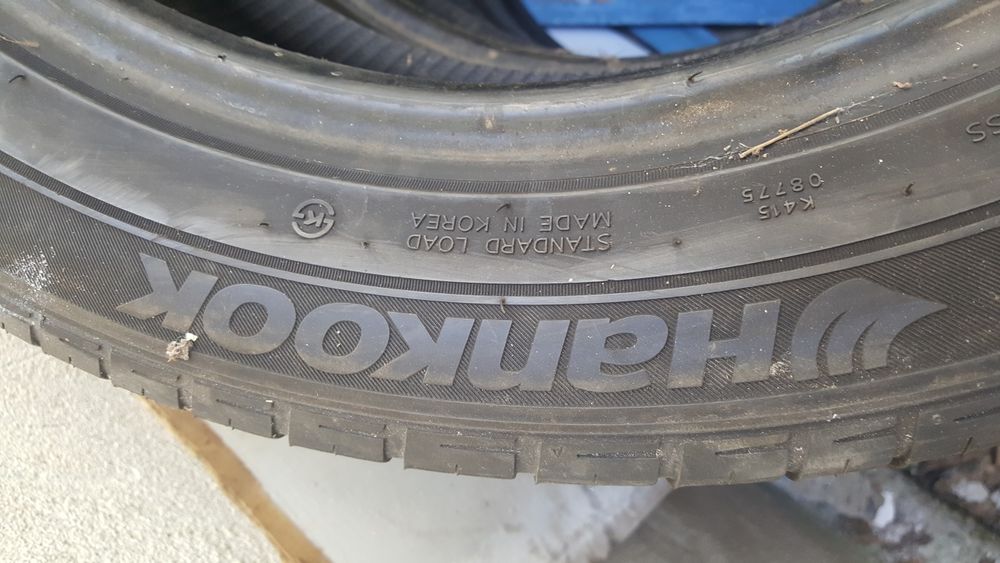 Гуми 235 50 19 4 броя ханкок