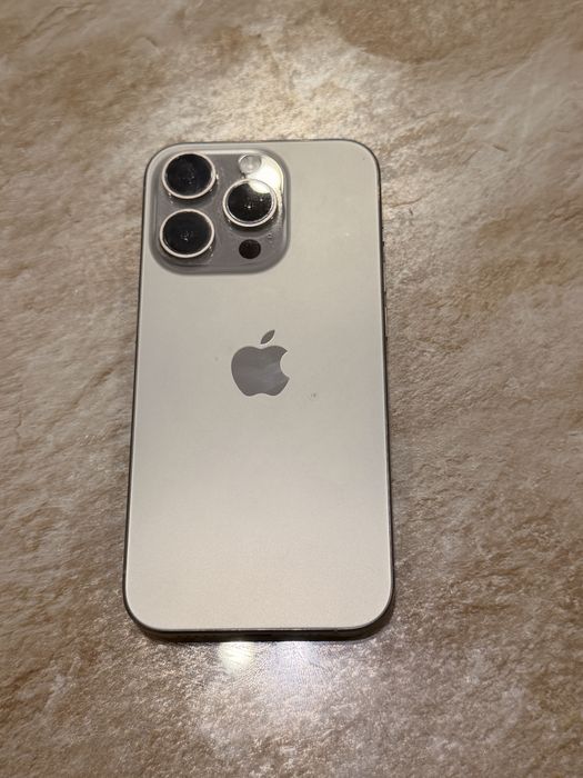 Iphone 15 pro 128 gb second hand