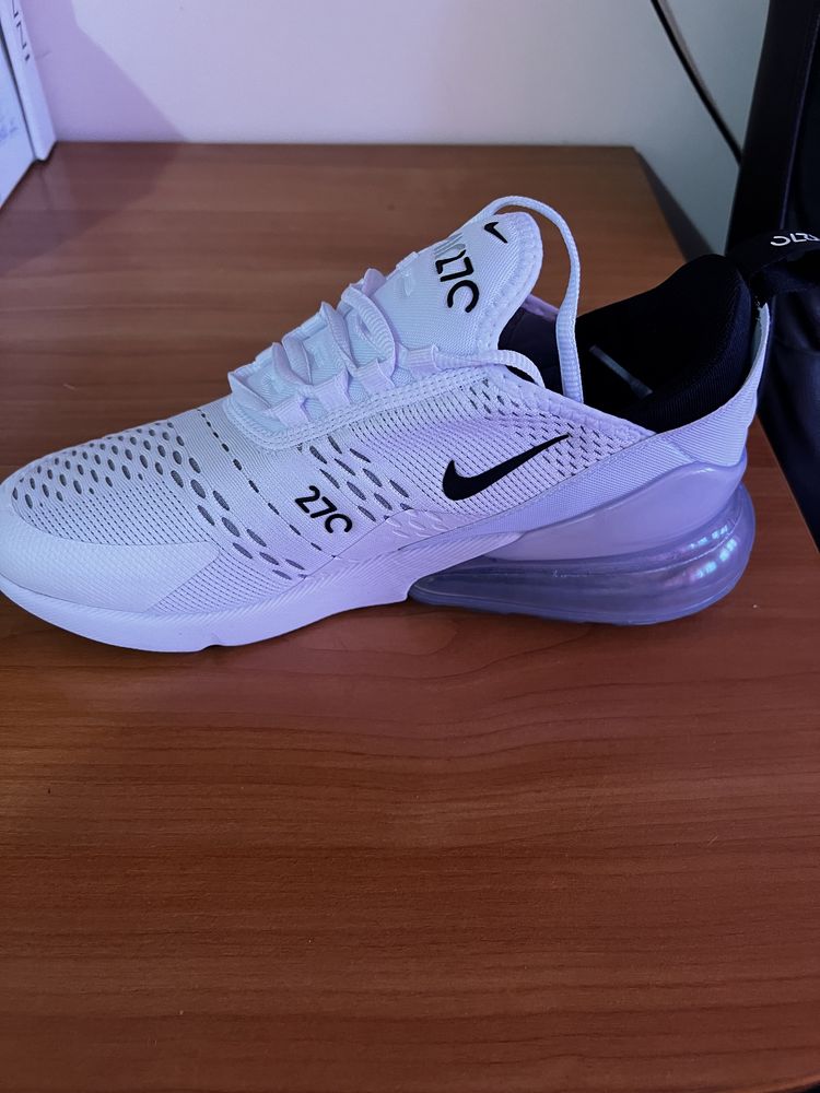 Nike air max 270 оригинални