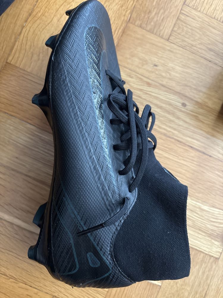 Бутонки Nike  отлично състояние