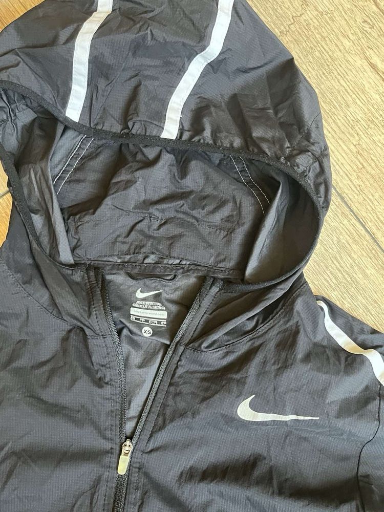 Дамско спортно яке/ Nike XS