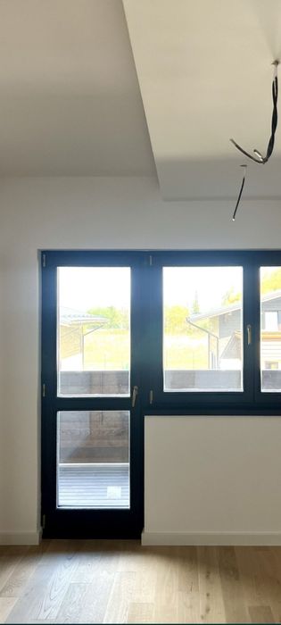 Execut lucrări interioare și exterioare