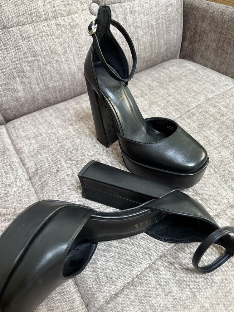 Продам Туфли Zara