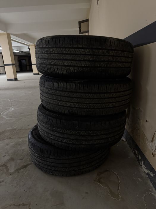 b\u шины 235-60R18