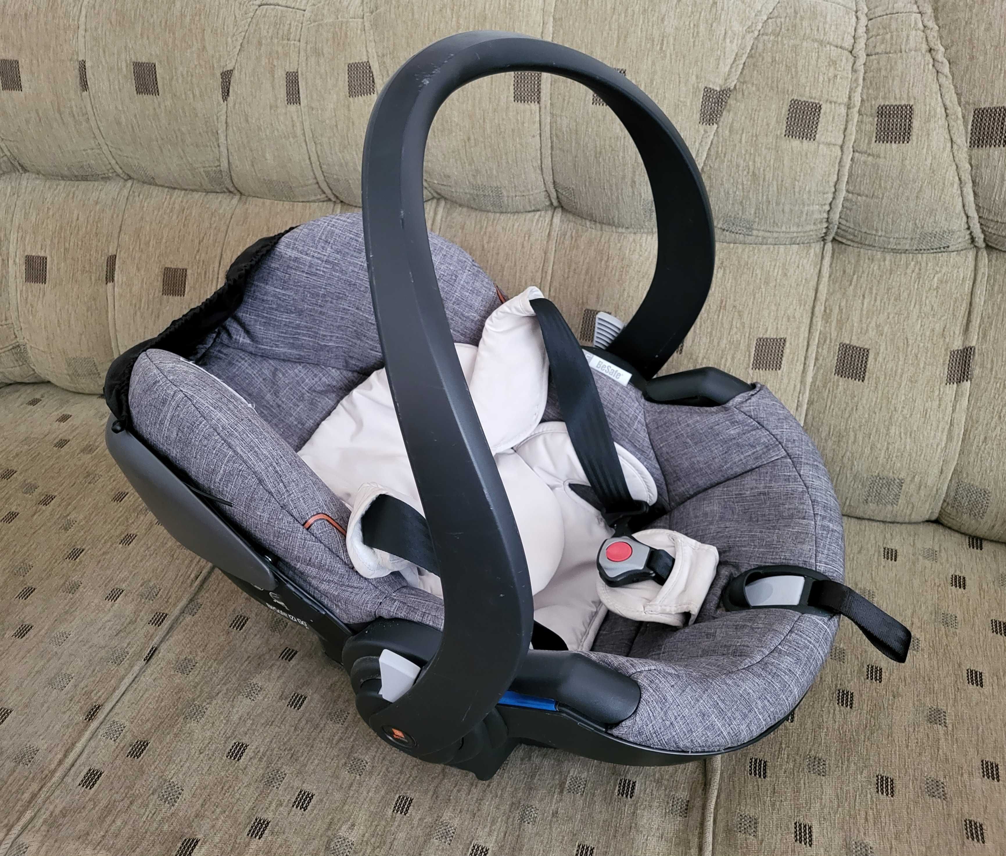 Детска количка Stokke и столче за кола Stokke izi go