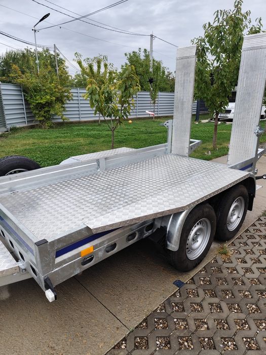 Remorcă transport utilaje