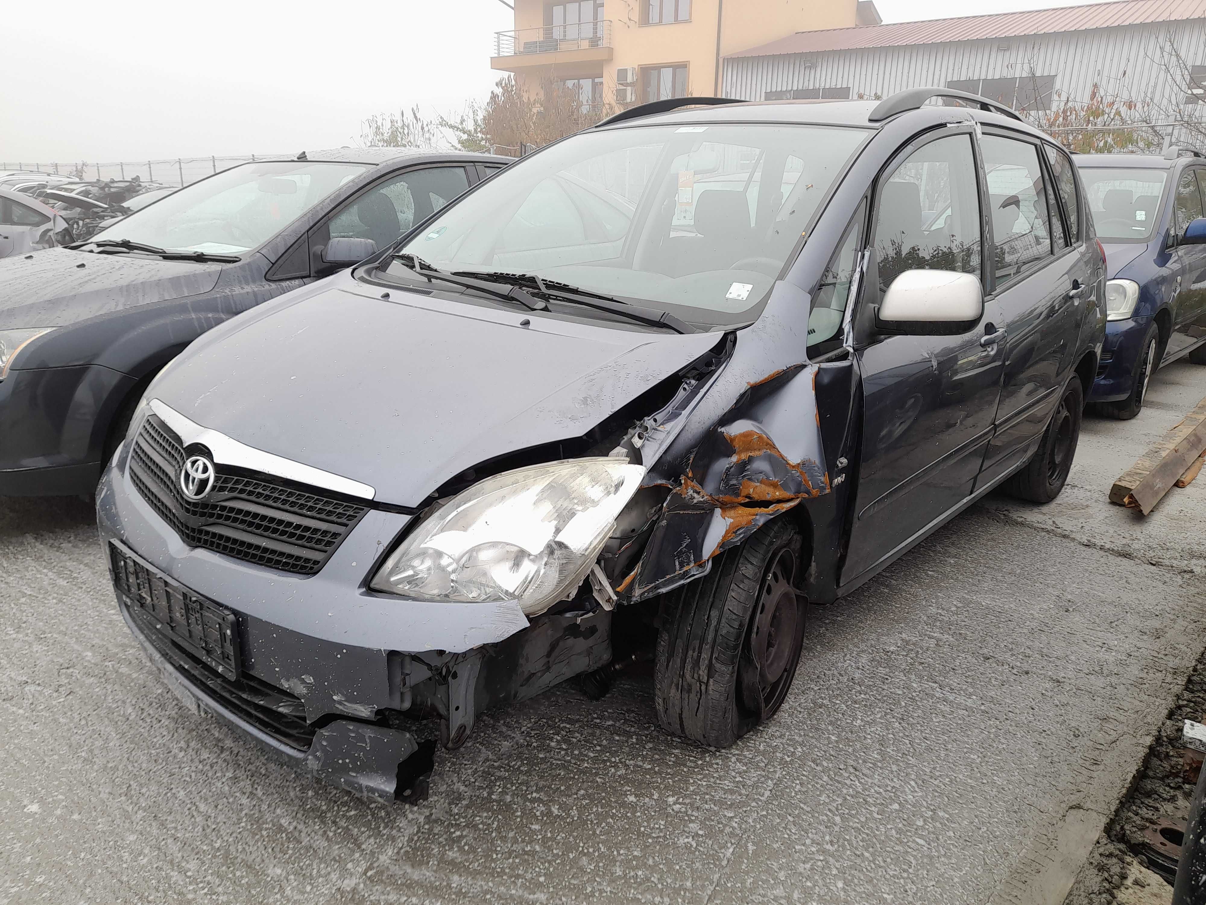 На части! Toyota Corolla Verso 1.8 VVTi -1ZZ