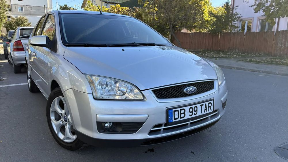 Ford Focus Ford Focus 2 TREND Collection 1.6 Benzina 100CP