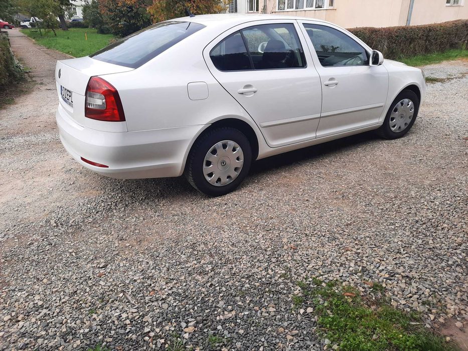 Skoda   Octavia II -1.6  TDI